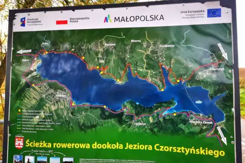 Mapa ścieżki rowerowej wokół Jeziora Czorsztyńskiego. Trasa Velo Dunajec ma ok. 30 km.