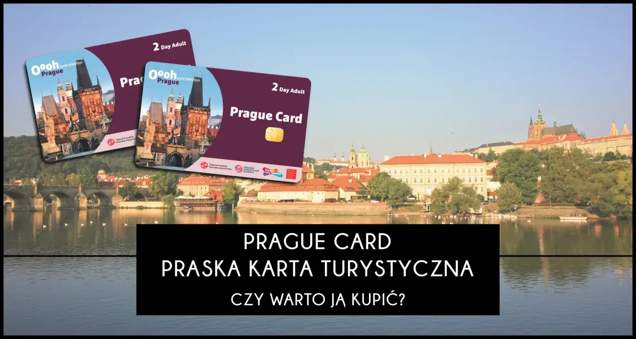 Prague Card, praska karta turystyczna, na tle panoramy Pragi z Mostem Karola. Czy warto ją kupić?