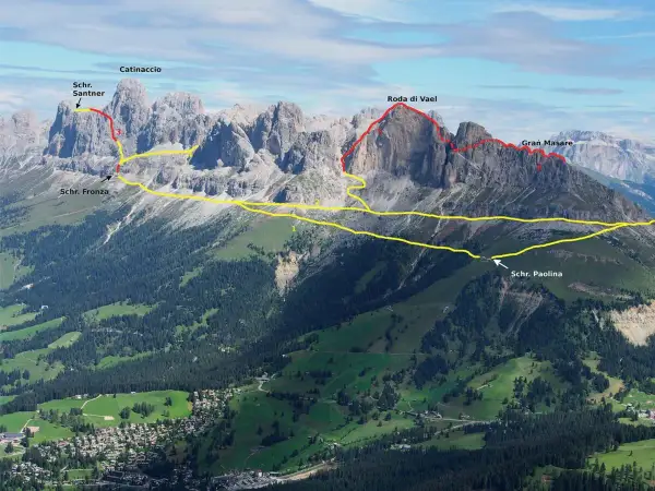 Trasa via ferrata w Dolomitach, prowadząca przez Catinaccio, Roda di Vael i Gran Masare, z zaznaczonymi schroniskami Santner, Fronza i Paolina.